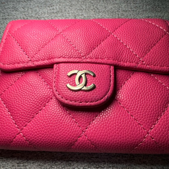 CHANEL CARD HOLDER/WALLET ON CHAIN - Picture 2 of 16